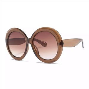 Round Vintage Oversized Sunglasses